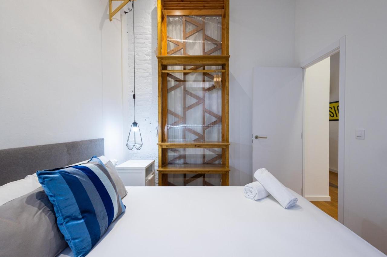 Florit Flats - The Vella Apartment Valencia Exterior foto